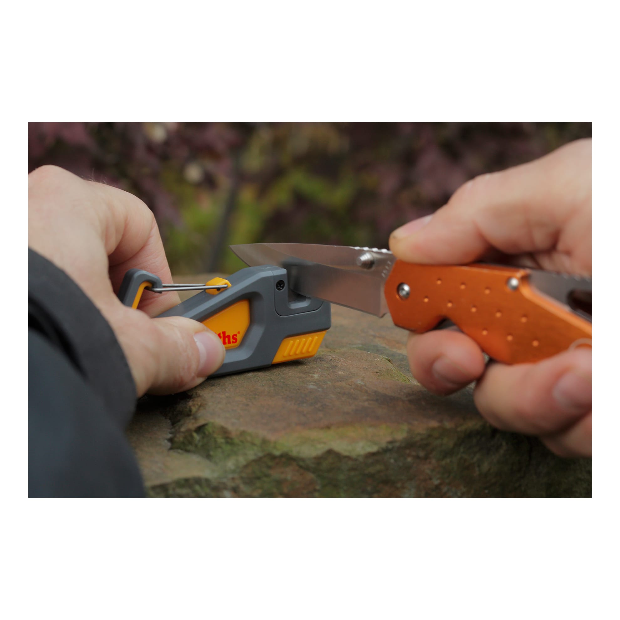 Smith's® Pack Pal Sharpener and Fire Starter - In the Field