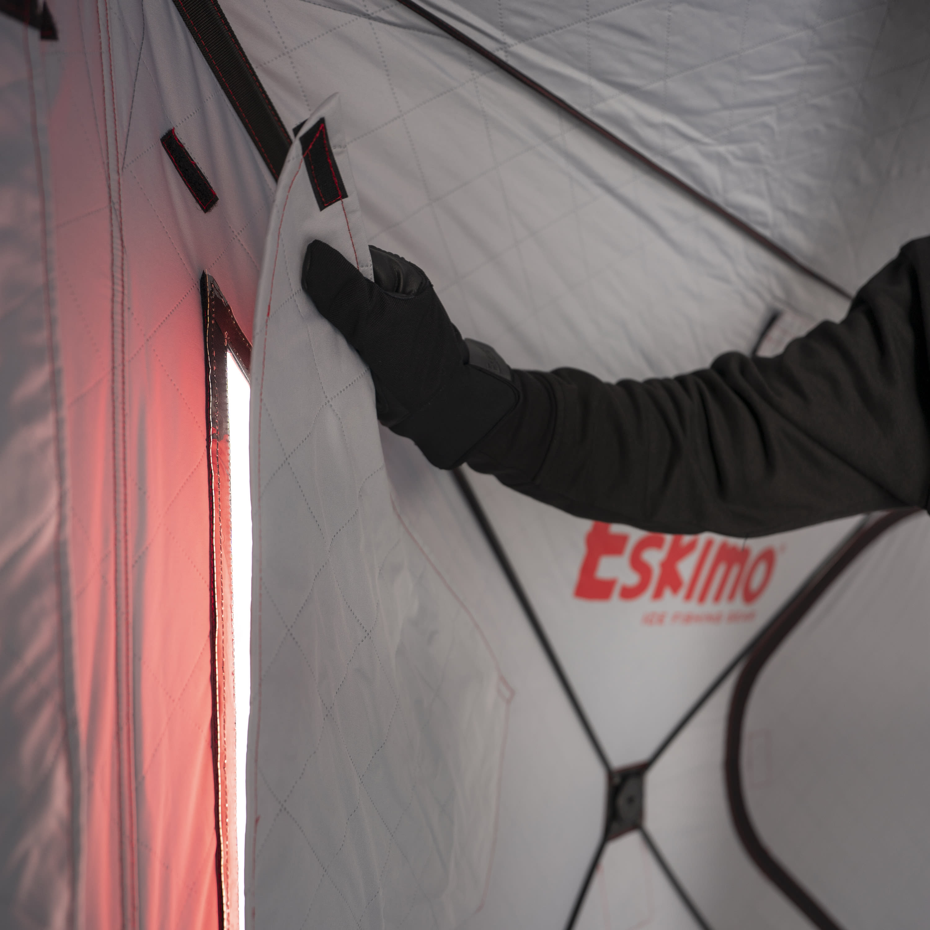 Eskimo® Outbreak 250XD Ice Shelter Cabela's Canada
