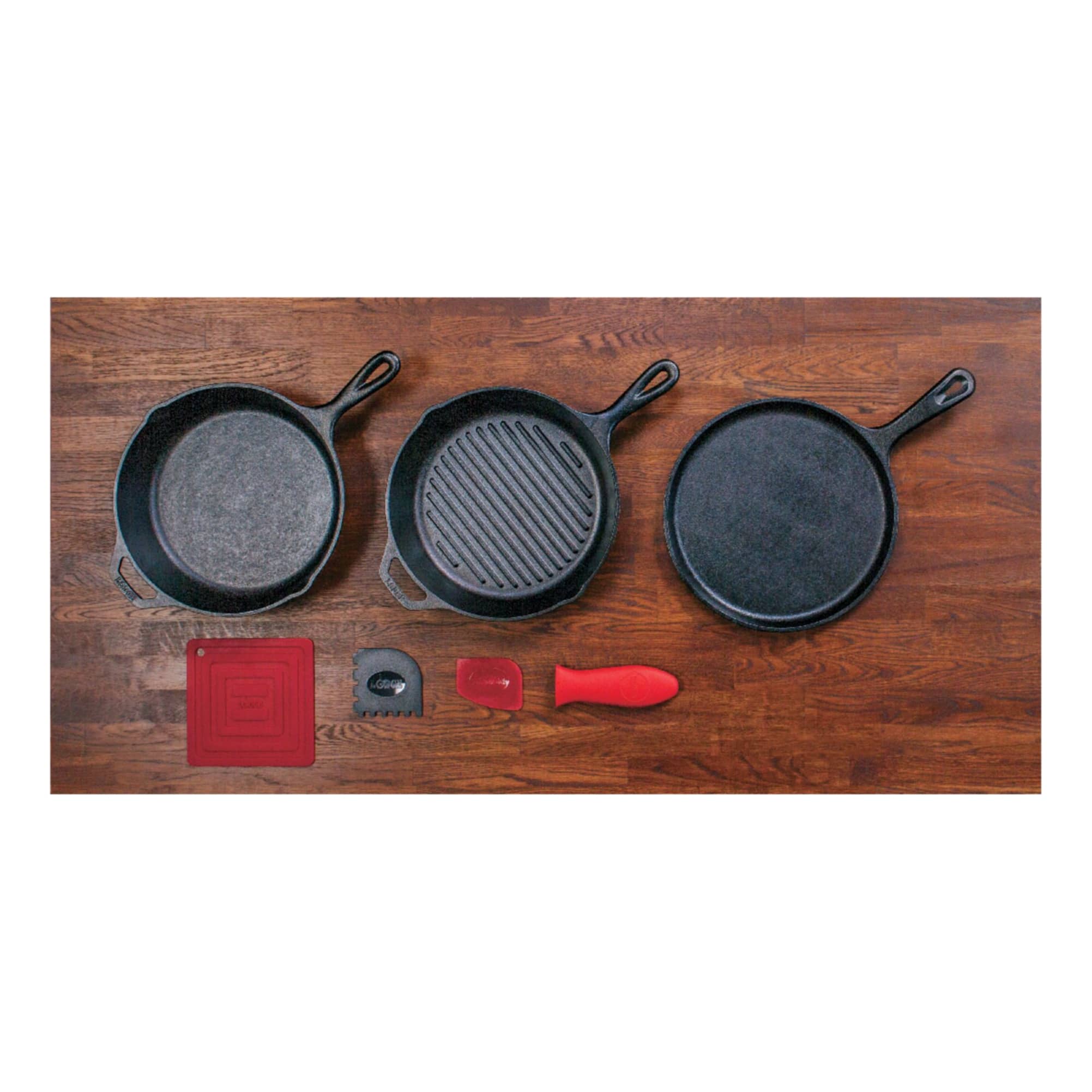 Lodge Six-Piece Cast Iron Gift Pack - In the Field