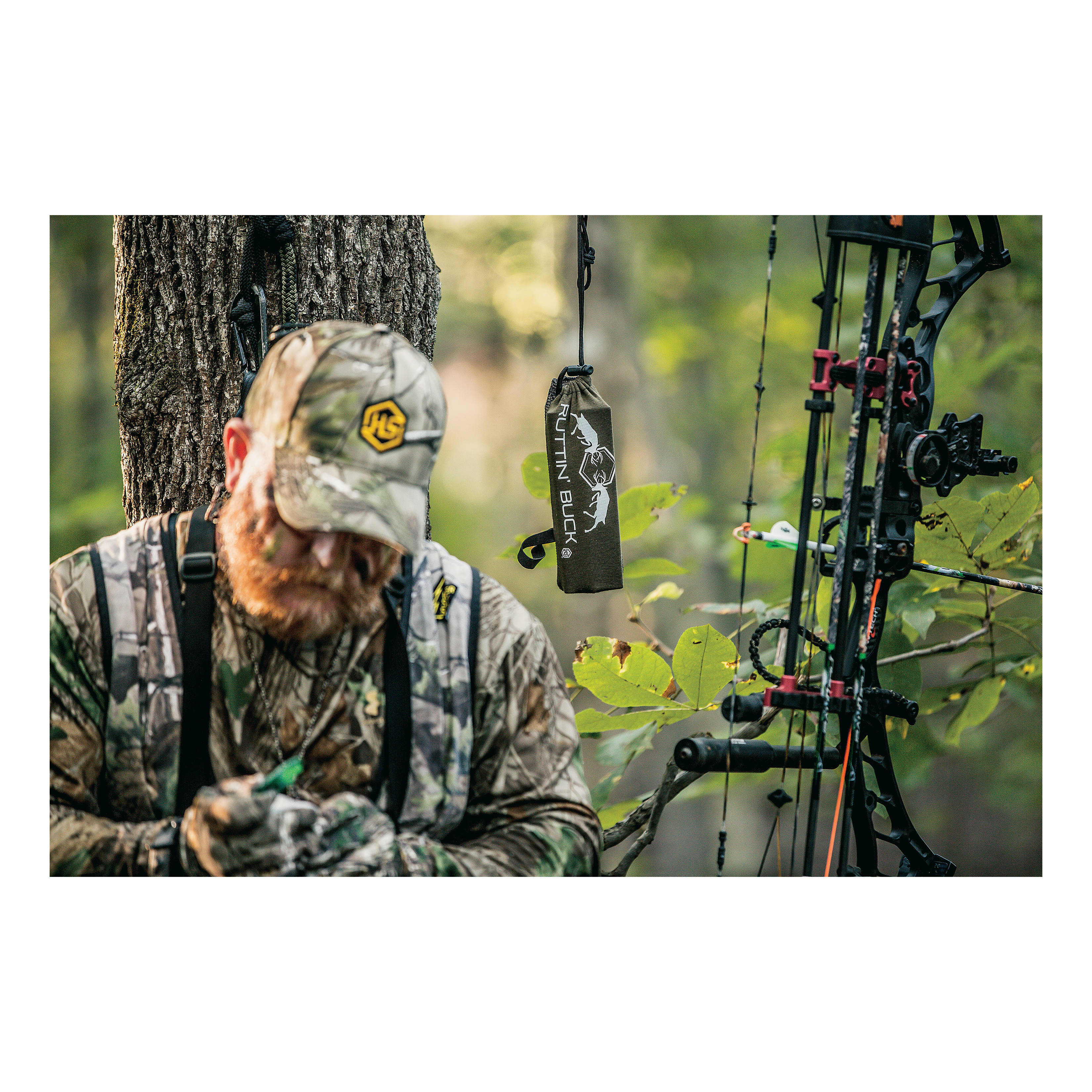 Hunters Specialties™ Ruttin' Buck Rattling Bag - In The Field