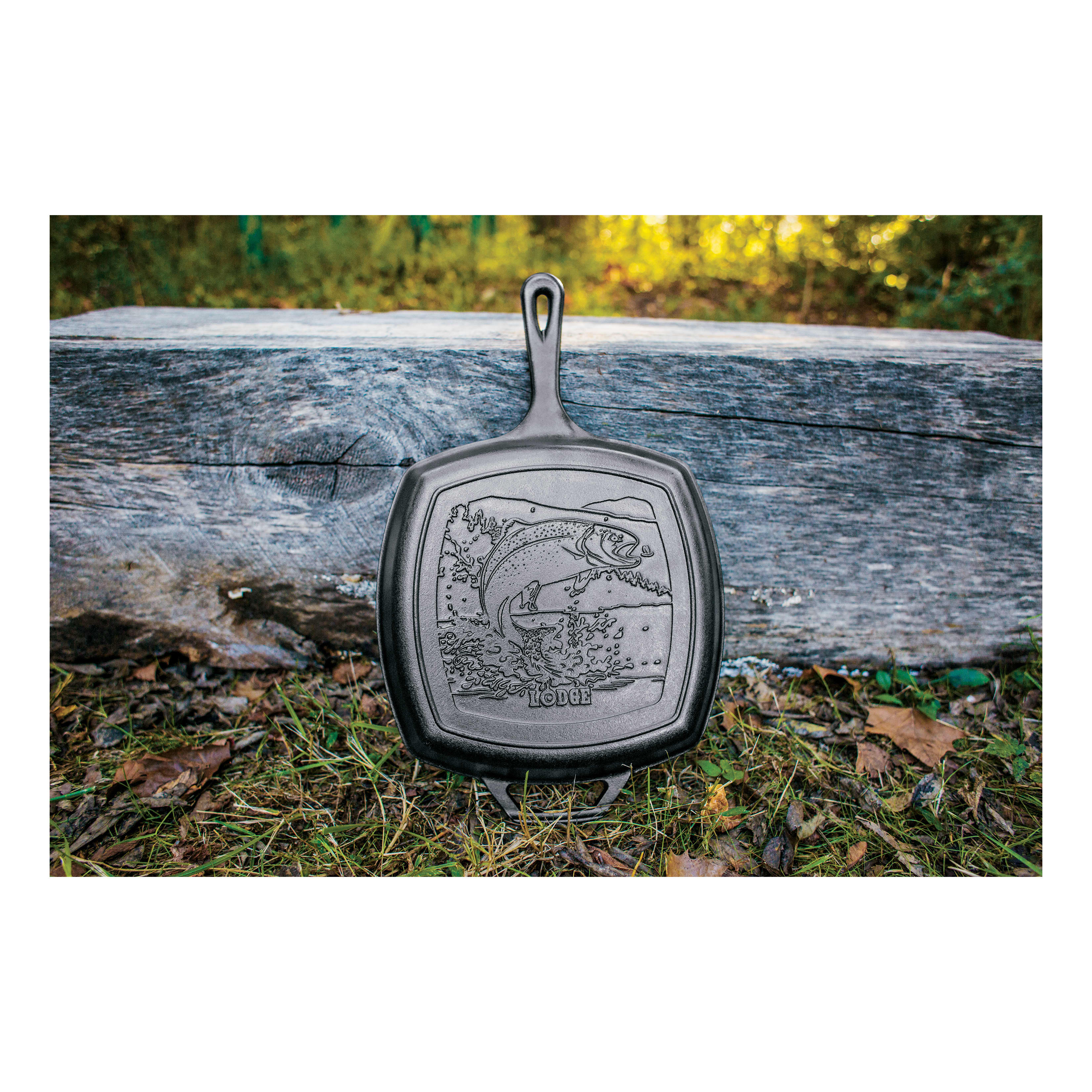 Lodge's Wildlife Series 10.5" Cast Iron Square Grill Pan – Trout - In the Field