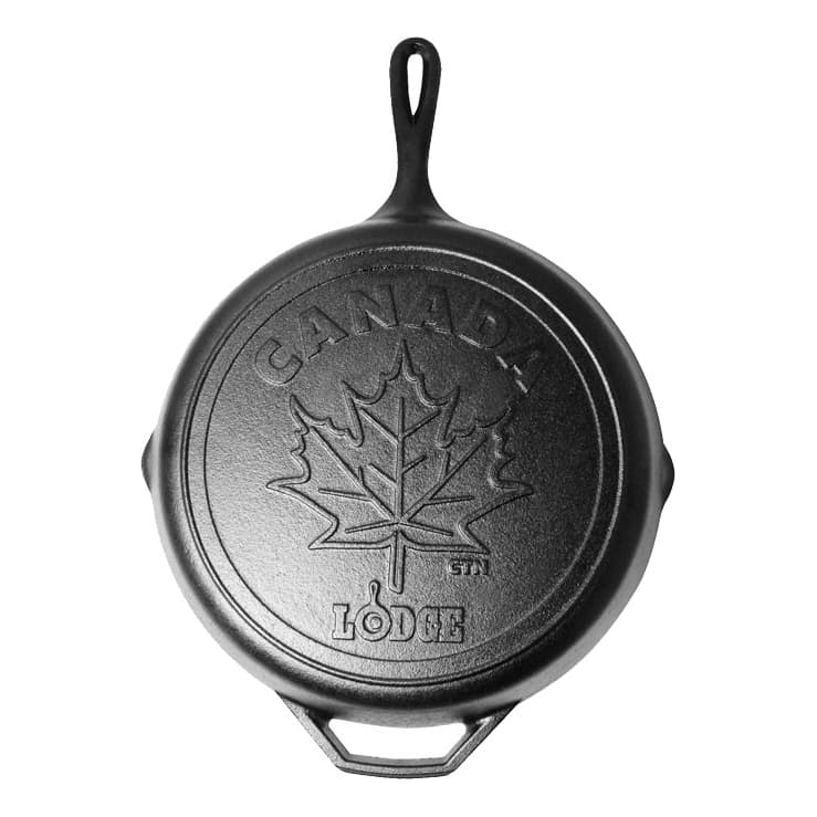 Lodge Cast Iron Skillet with Maple Leaf Scene