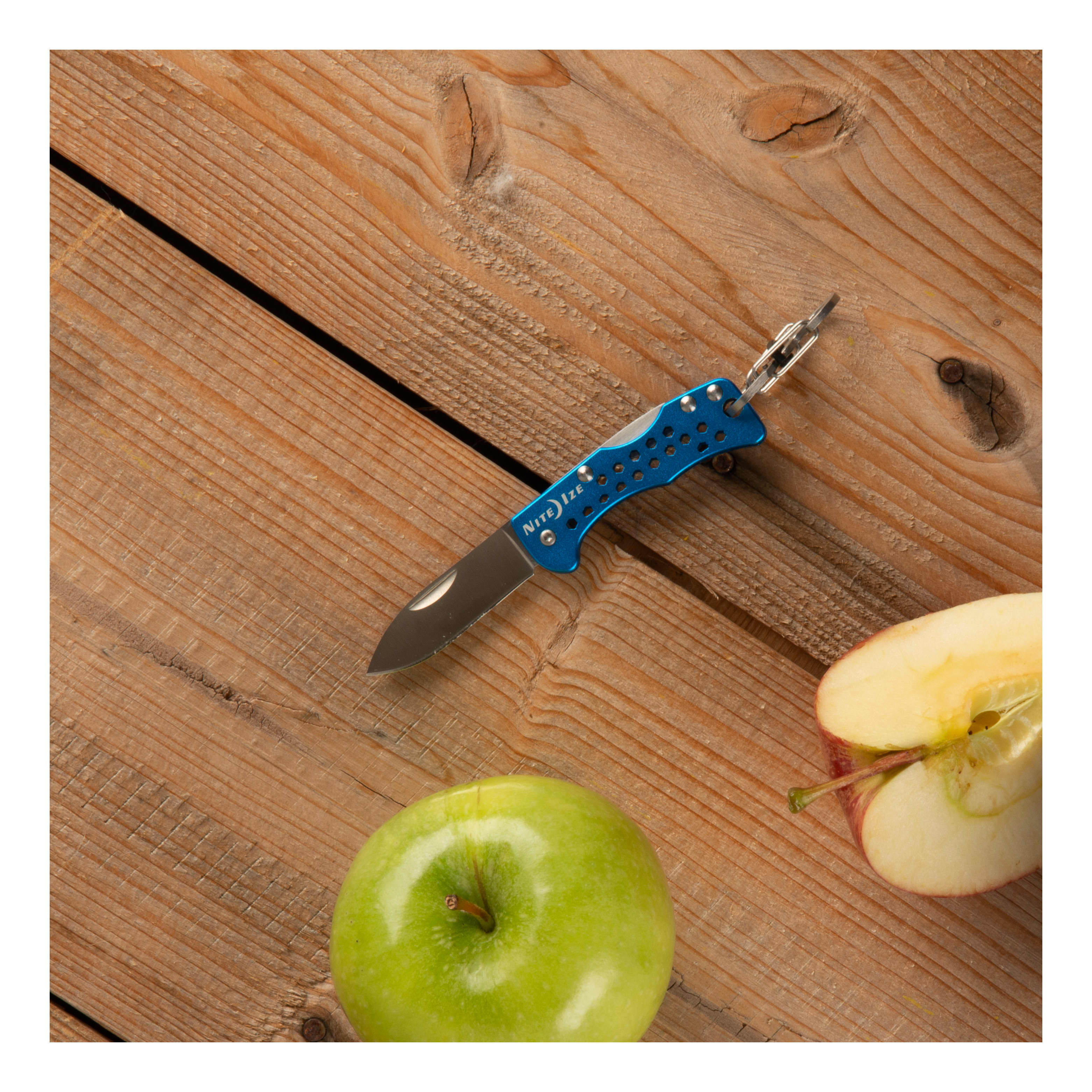 Nite Ize DoohicKey® - Key Chain Knife - Blue - In the Field