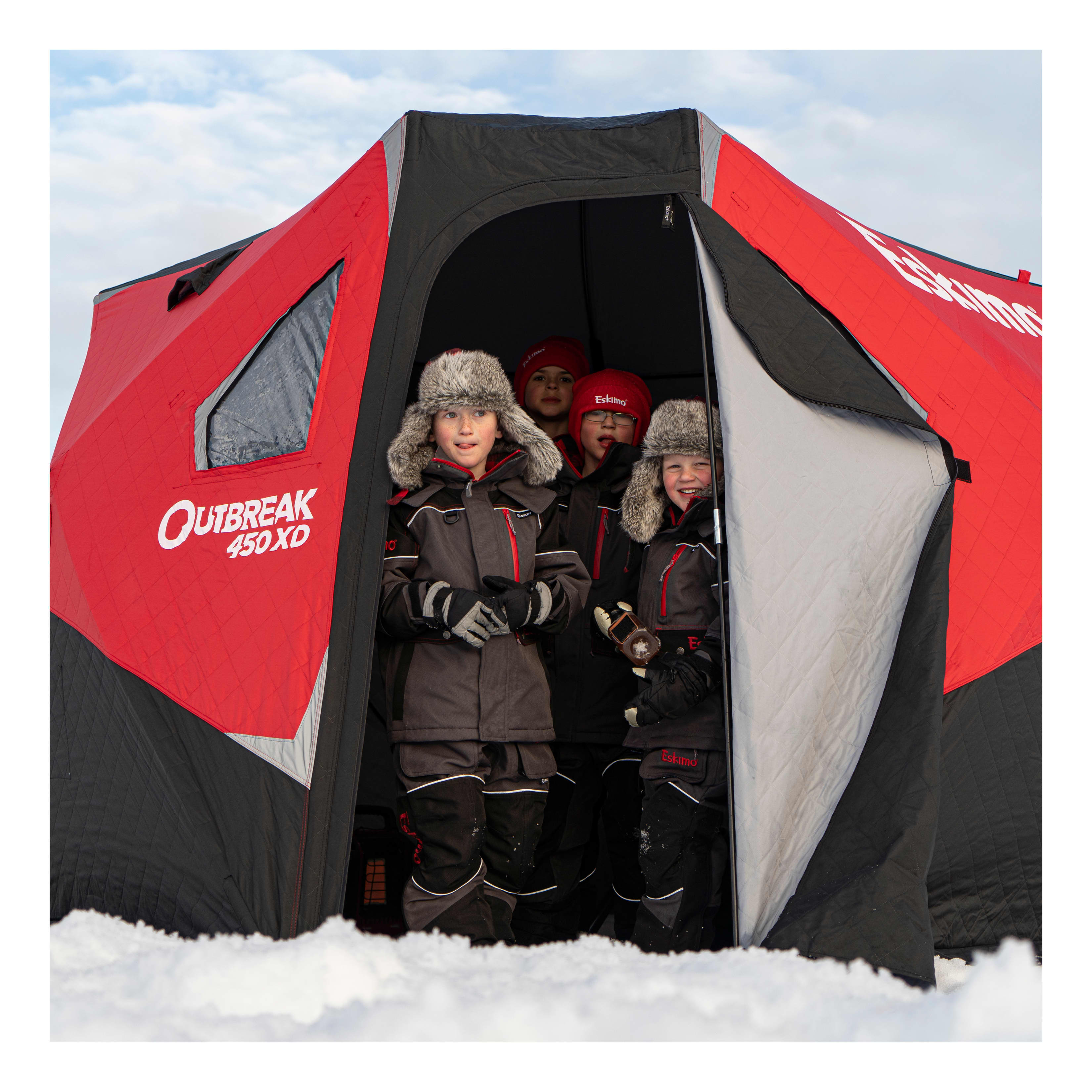 ESKIMO Outbreak 450XD Ice Fishing Shelter