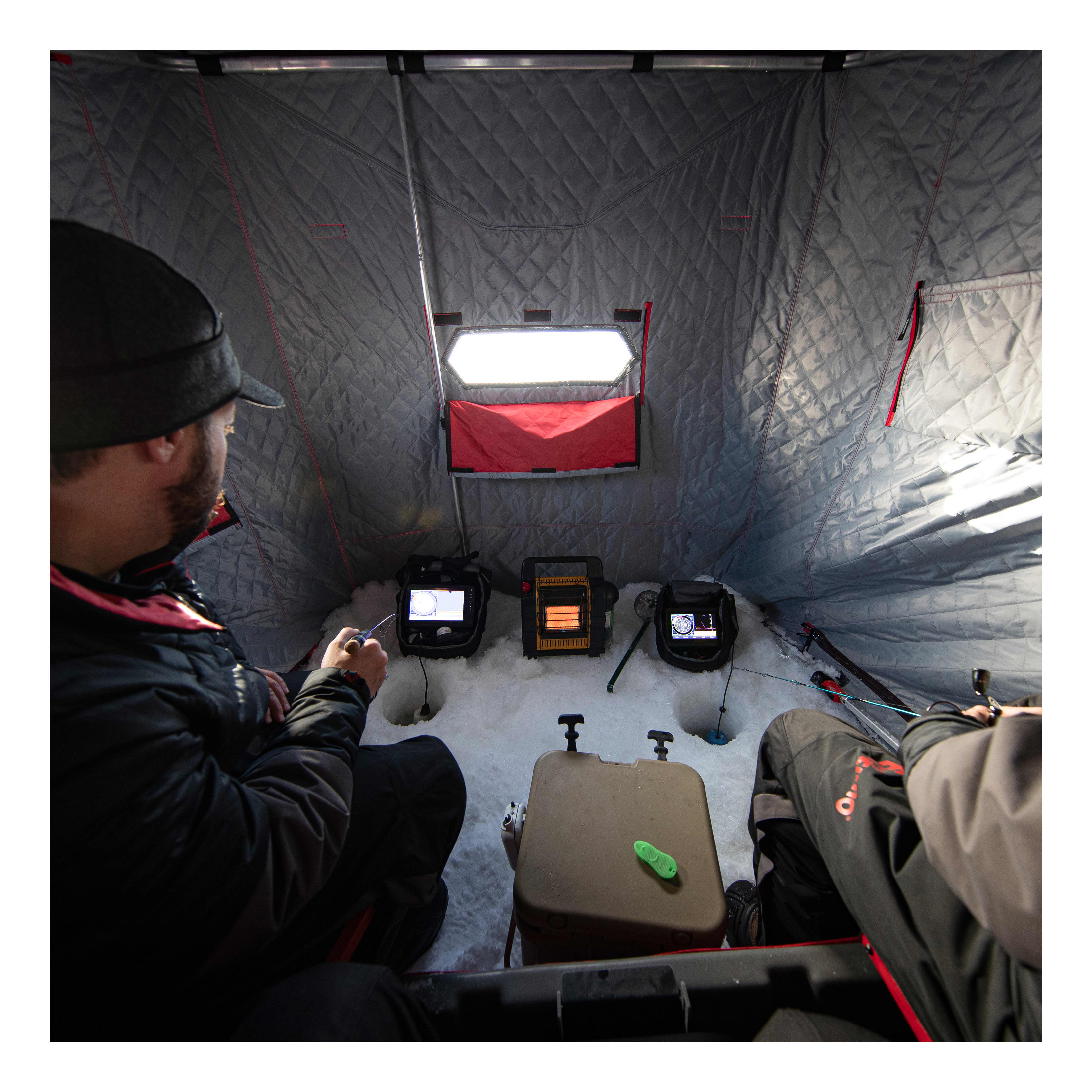 Eskimo® Eskape 2600 Thermal Flip Shelter Cabela's Canada