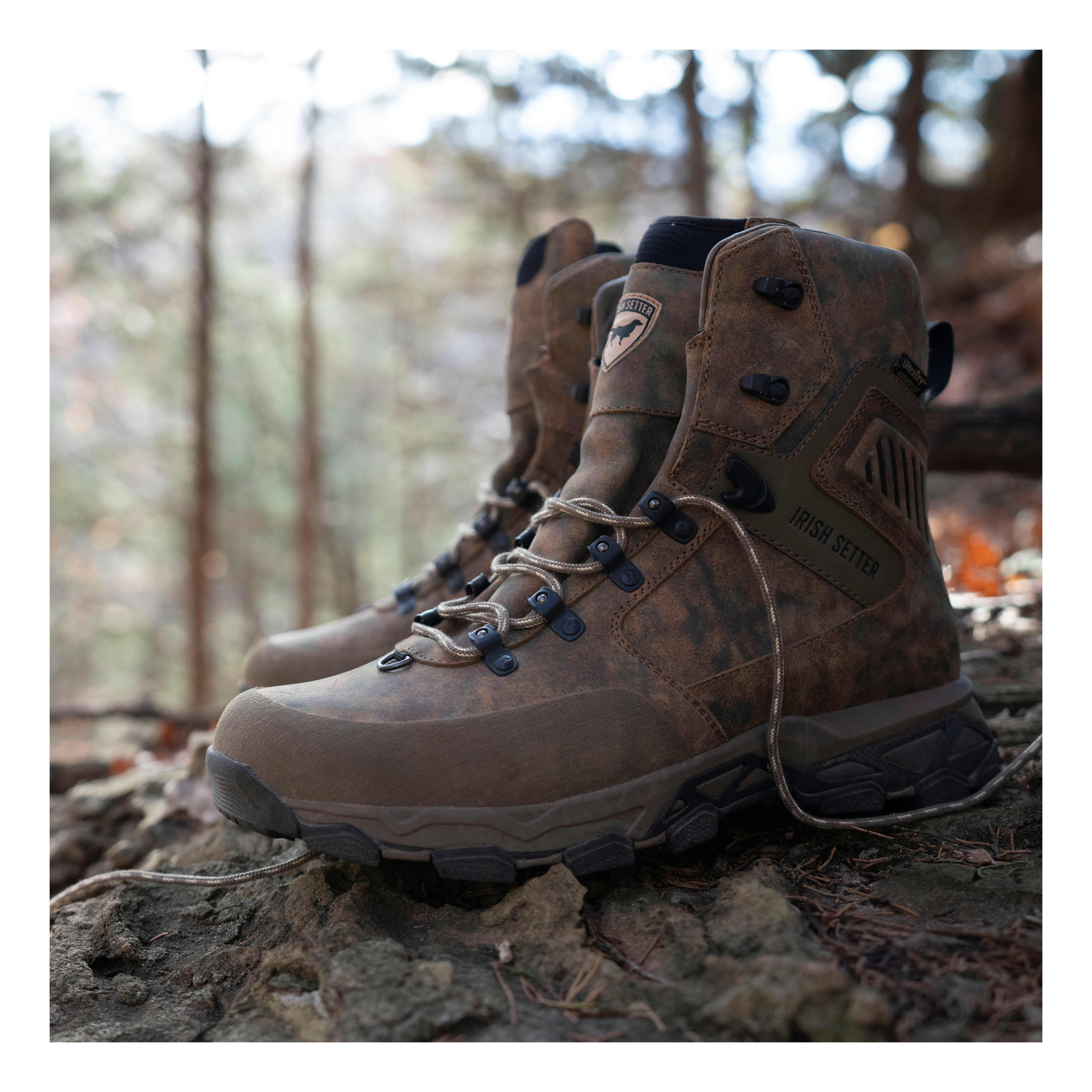 Irish Setter™ Men’s 400g Pinnacle Hunting Boot - in the field