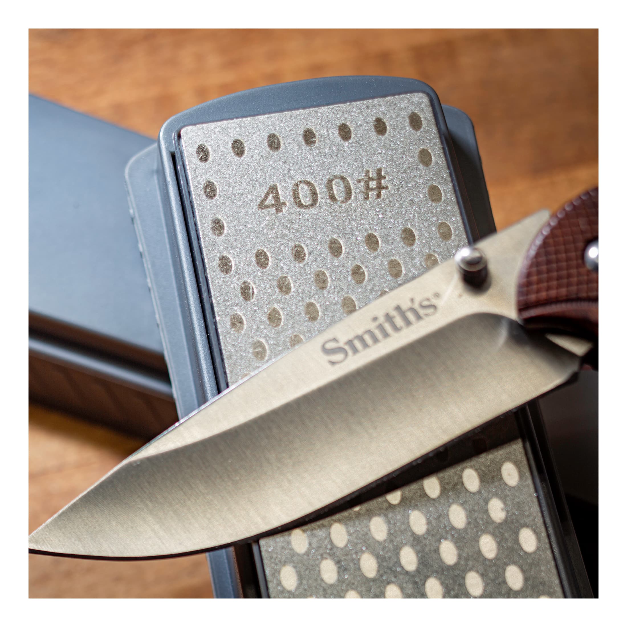 Smith's DualGrit 400 - 1000 Diamond Stone and Base Sharpening Stone