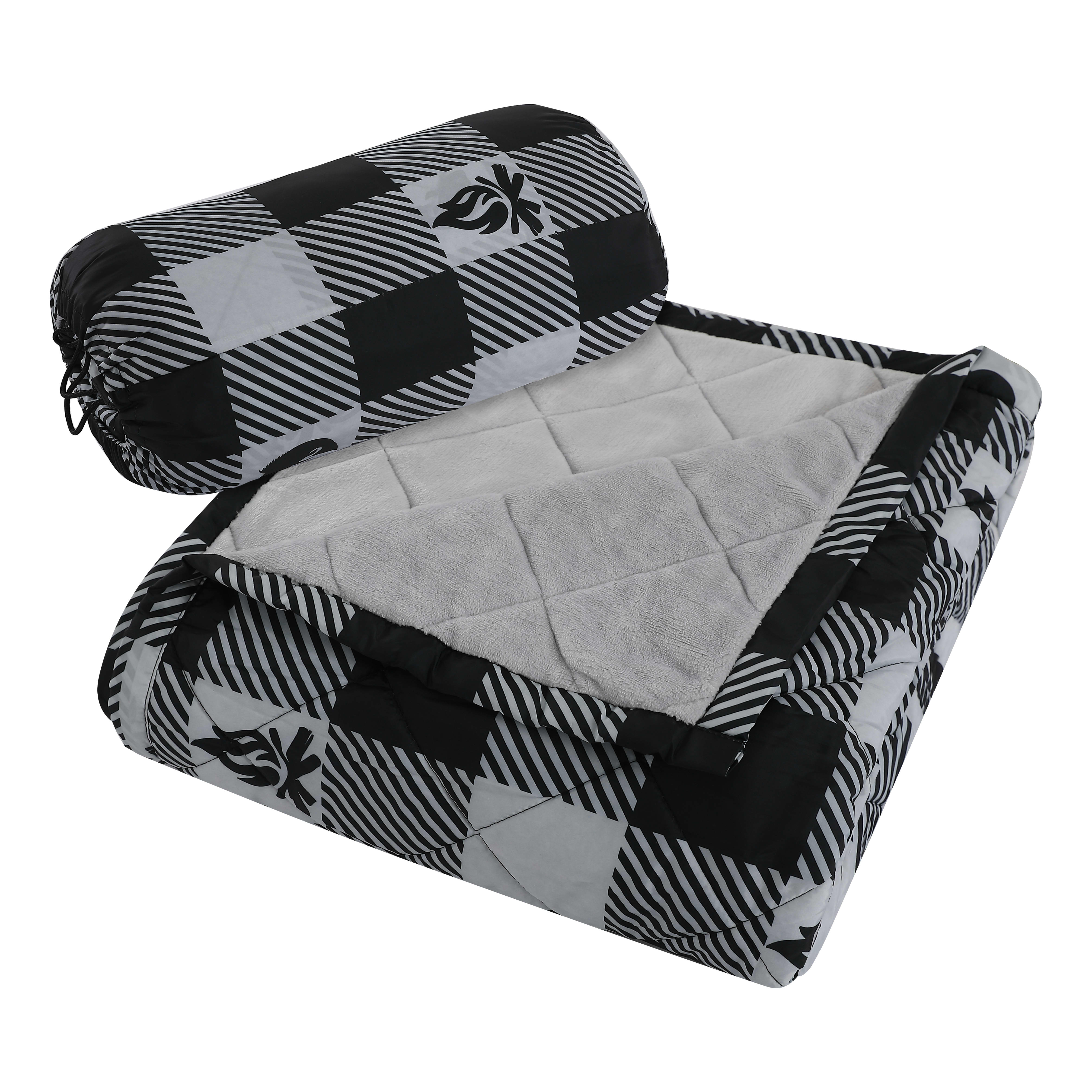 Indoor outdoor throw blanket deals