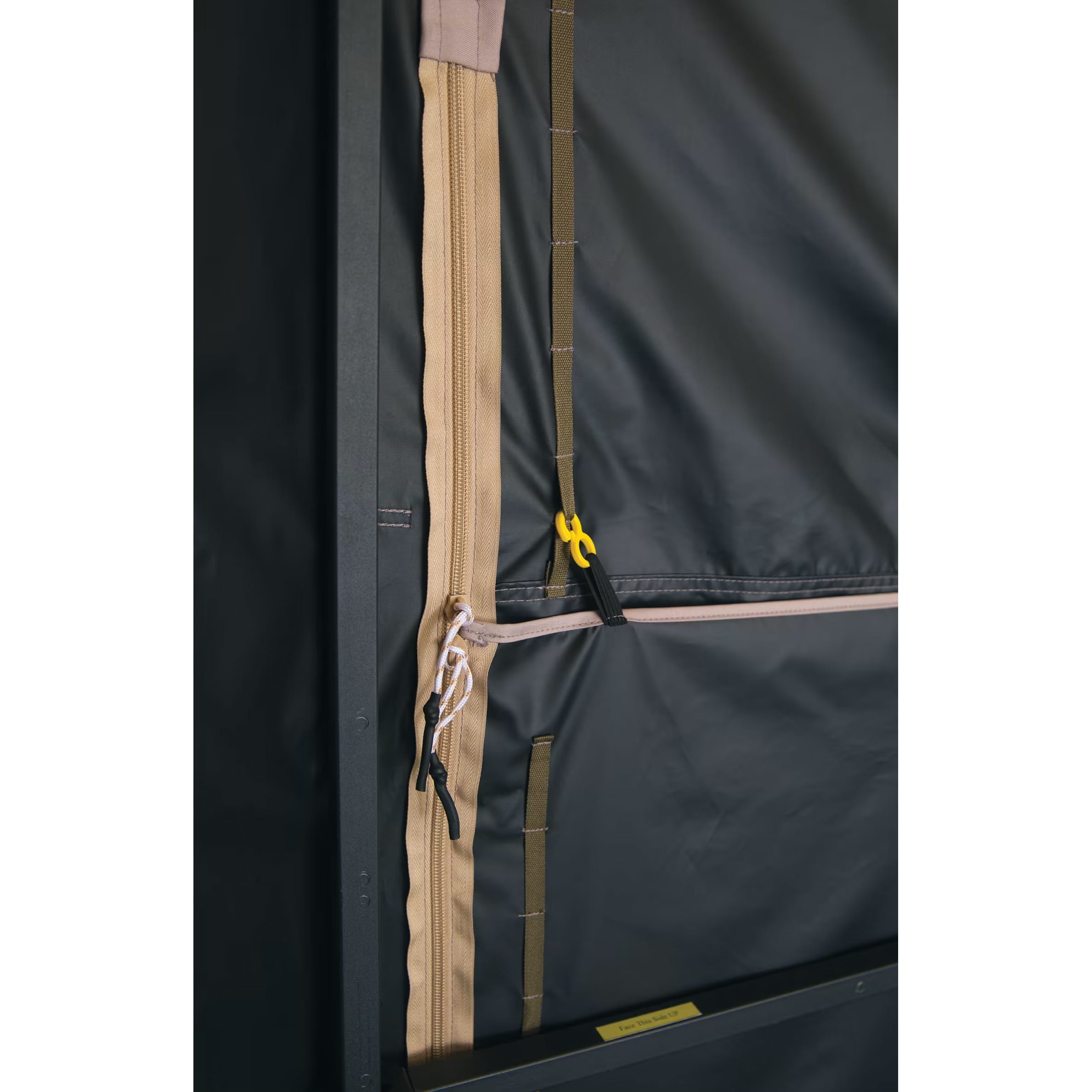 Blackout™ Blade ’N’ Bullet Ground Blind Cabela's Canada