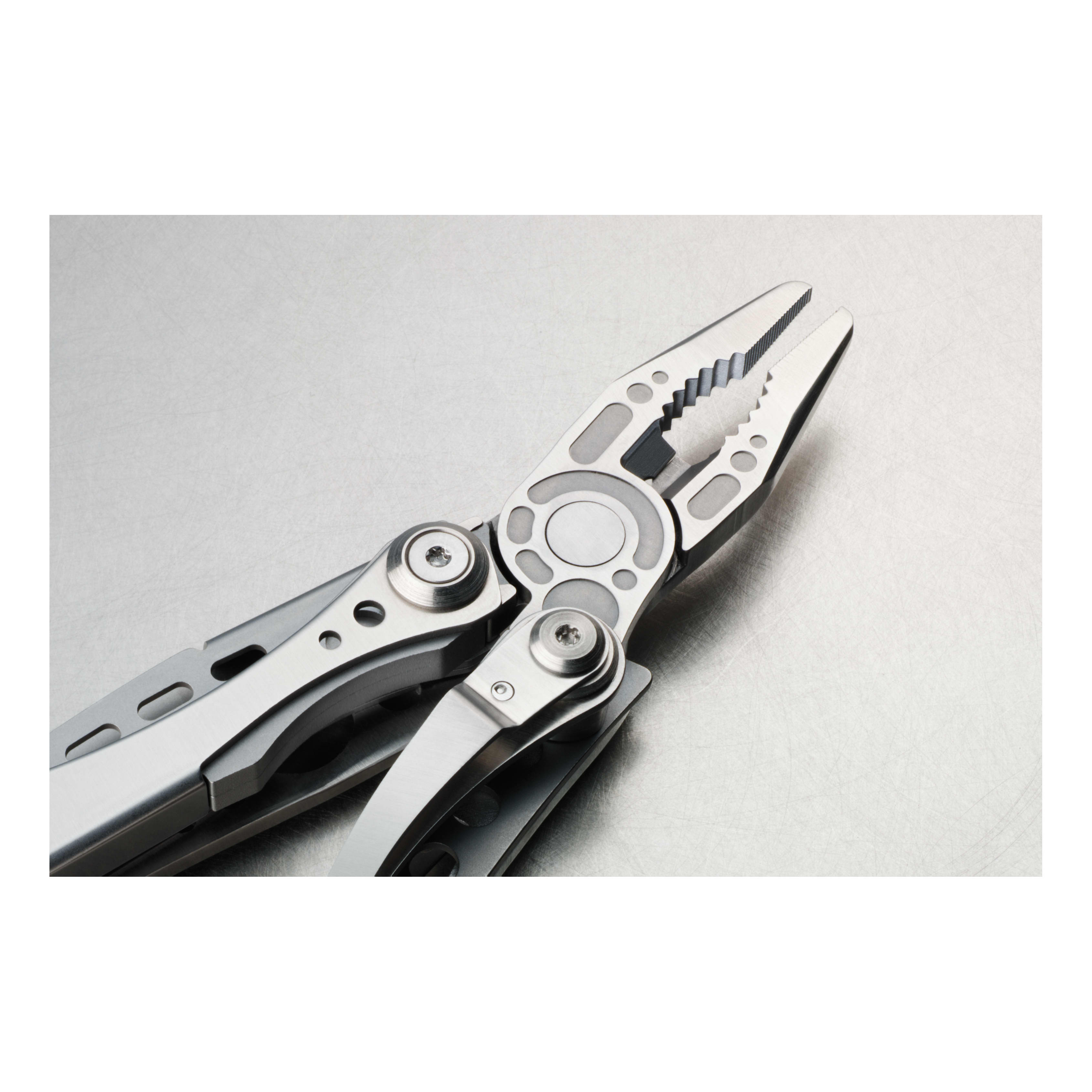 Leatherman® Skeletool® G2 MultiTool Cabela's Canada