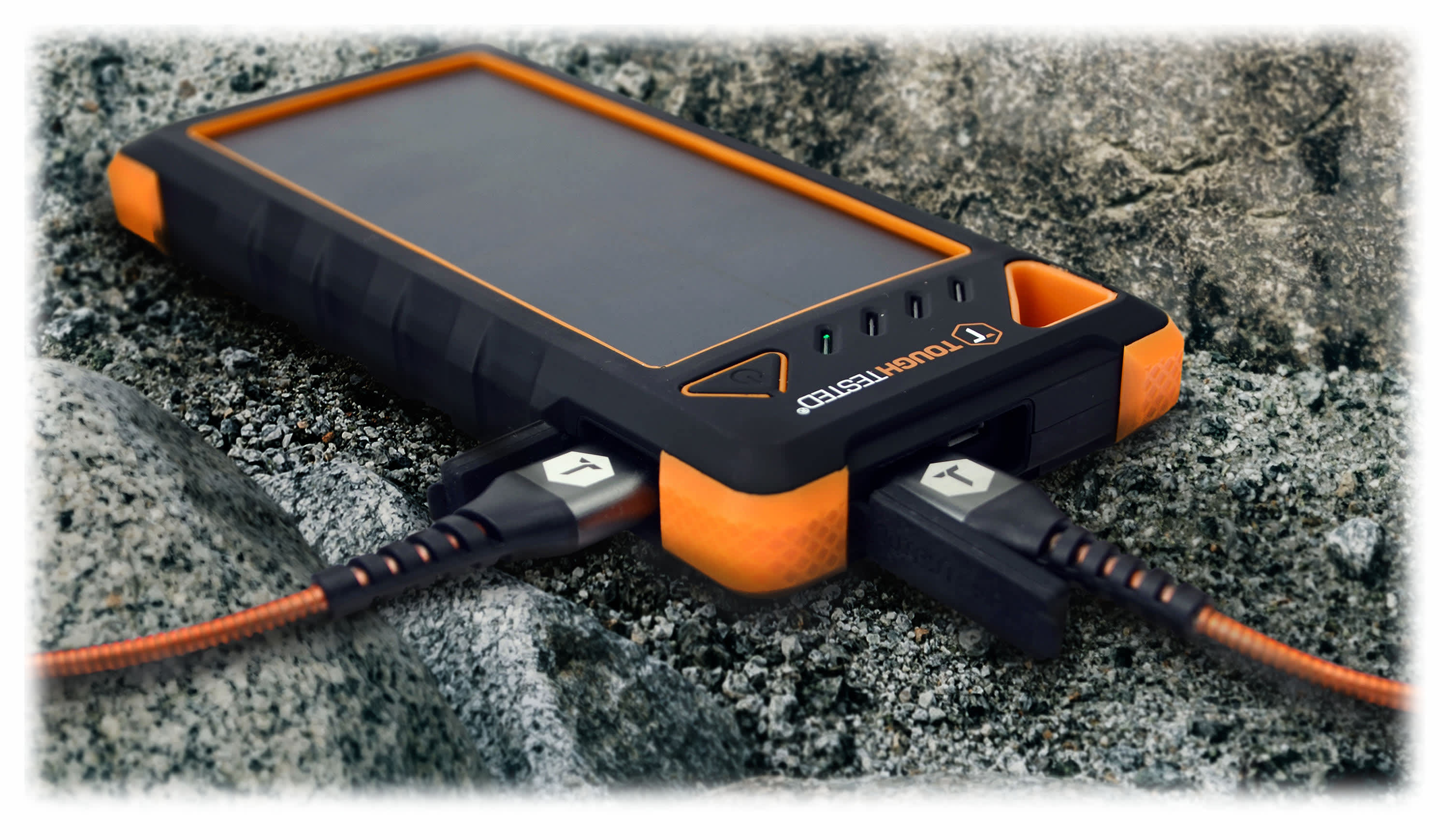 ToughTested® 16,000mAh Solar-Powered Battery and LED Flashlight