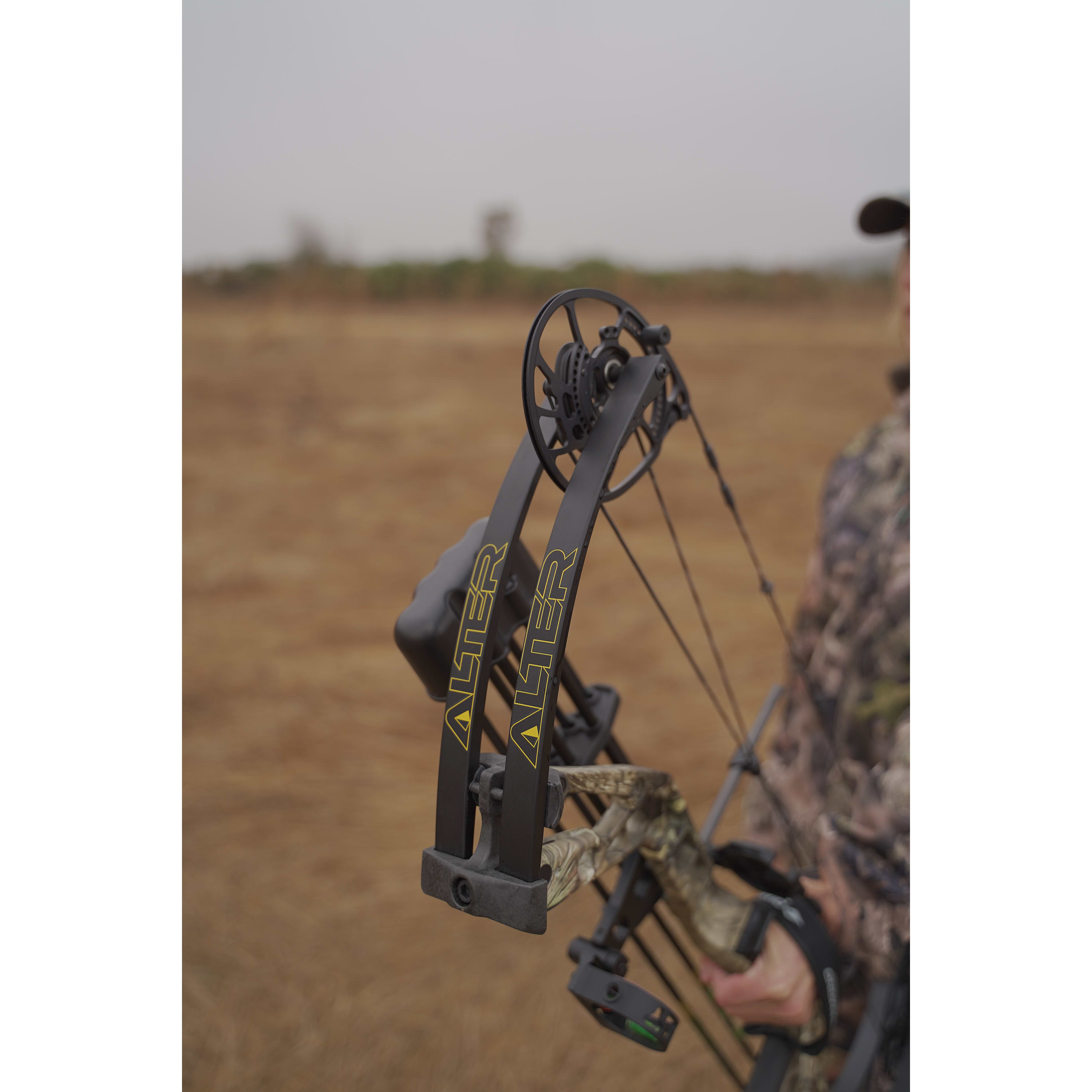 Diamond Alter Compound Bow Package