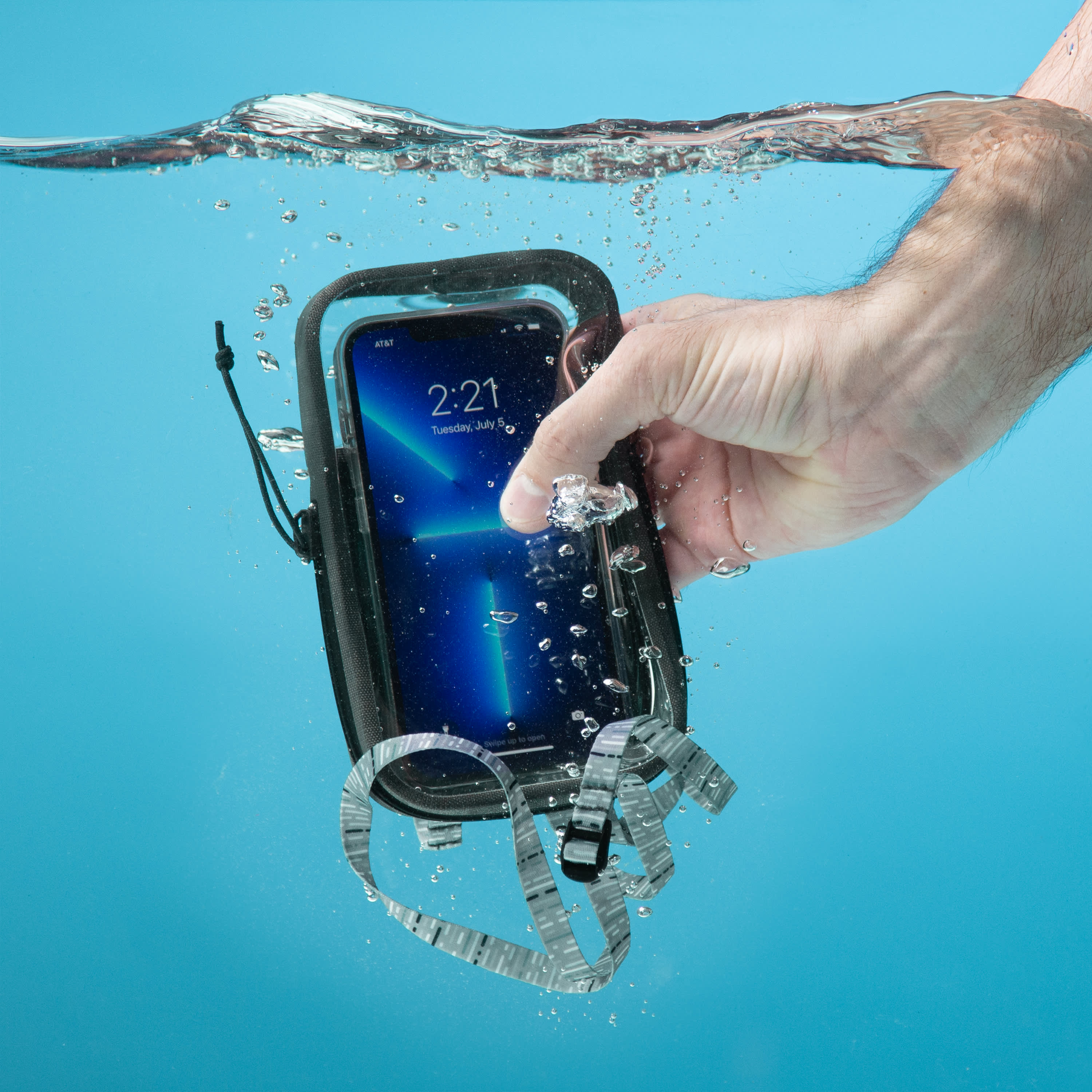 Nite Ize® RunOff® Waterproof Phone Case