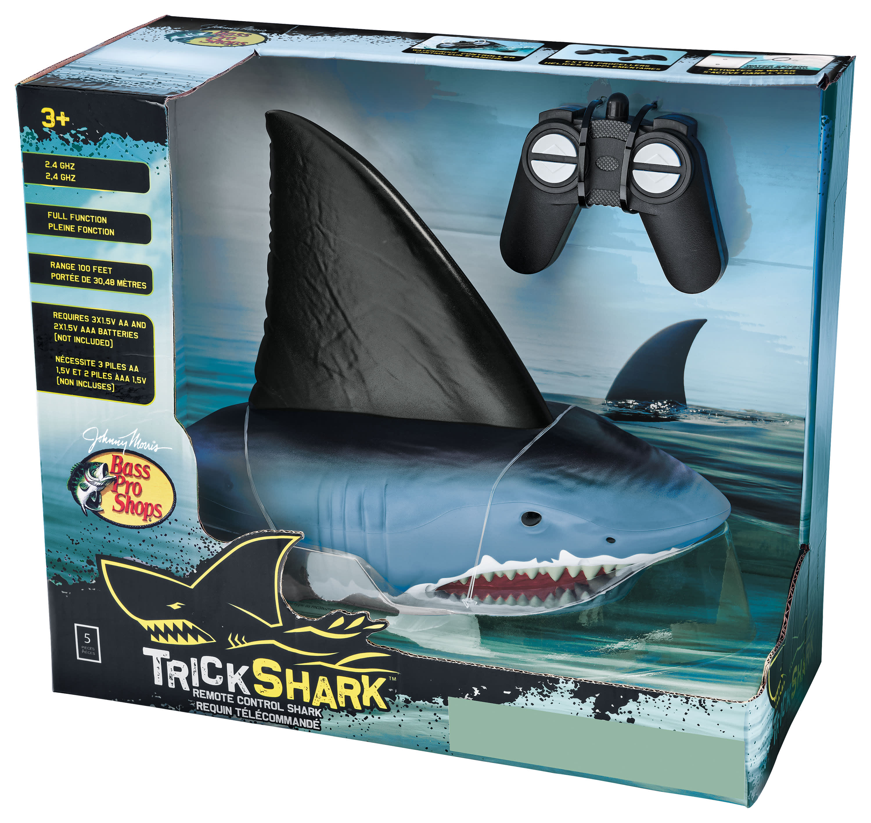 Bass Pro Shops Remote Control Trick Shark Boat