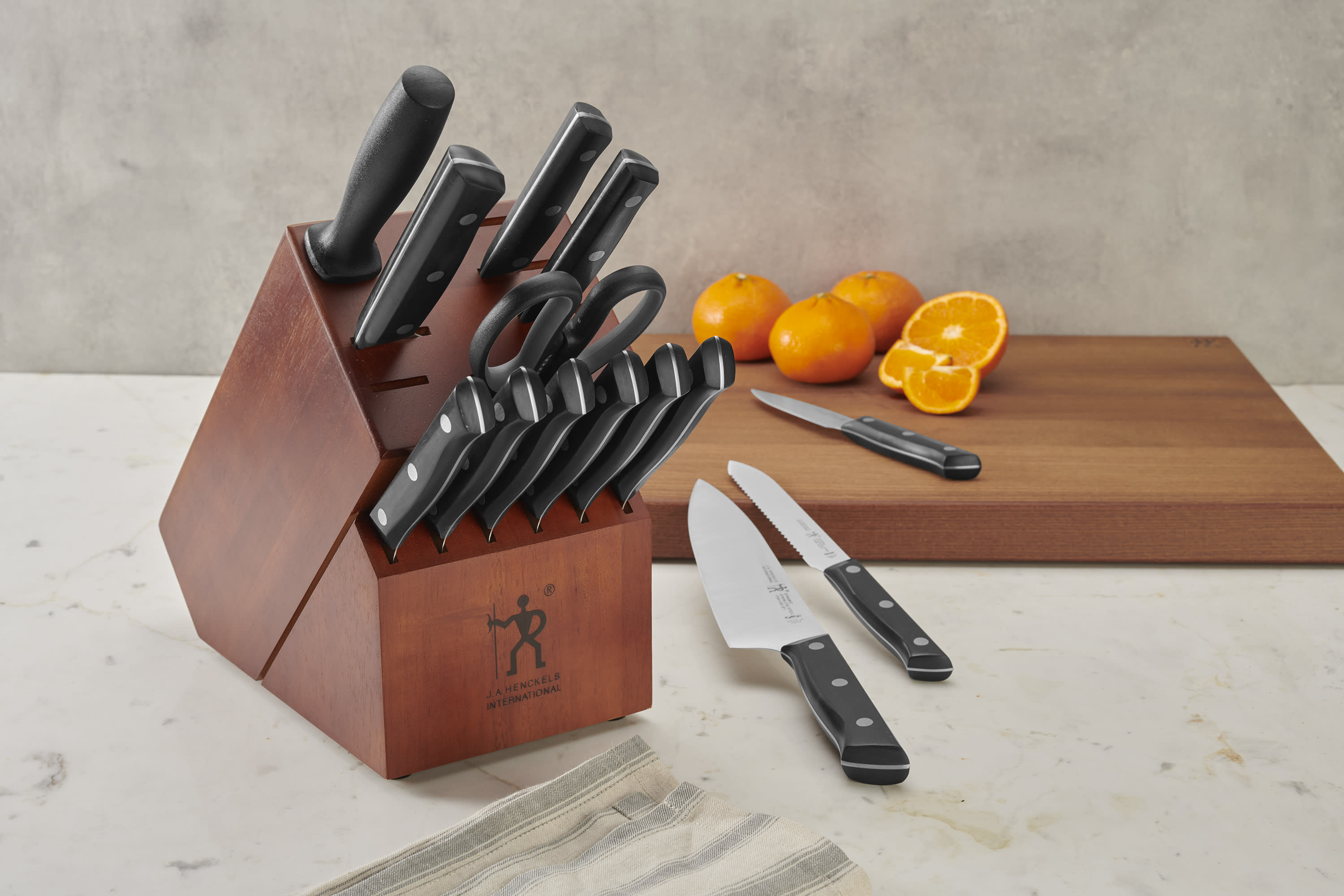 Henckels® Dynamic 15 Piece Knife Block Set Cabela's Canada