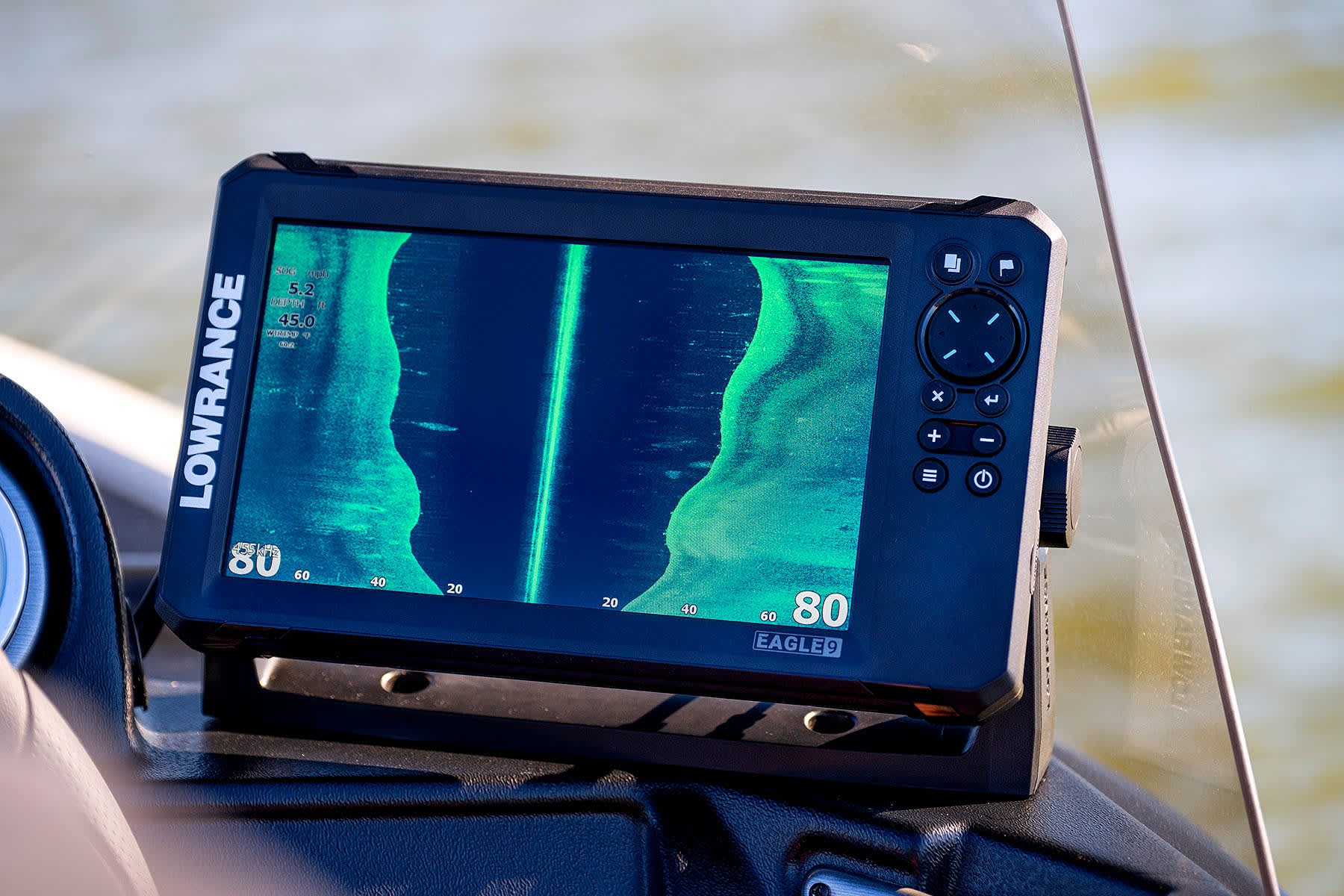 Lowrance® Eagle 9 Fish Finder/Chartplotter with TripleShot HD Transducer